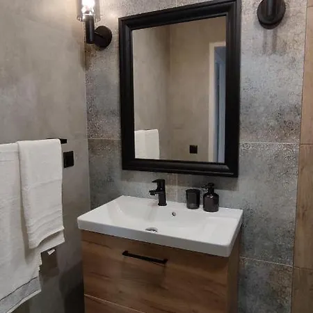 Opawska 16 Apartment *